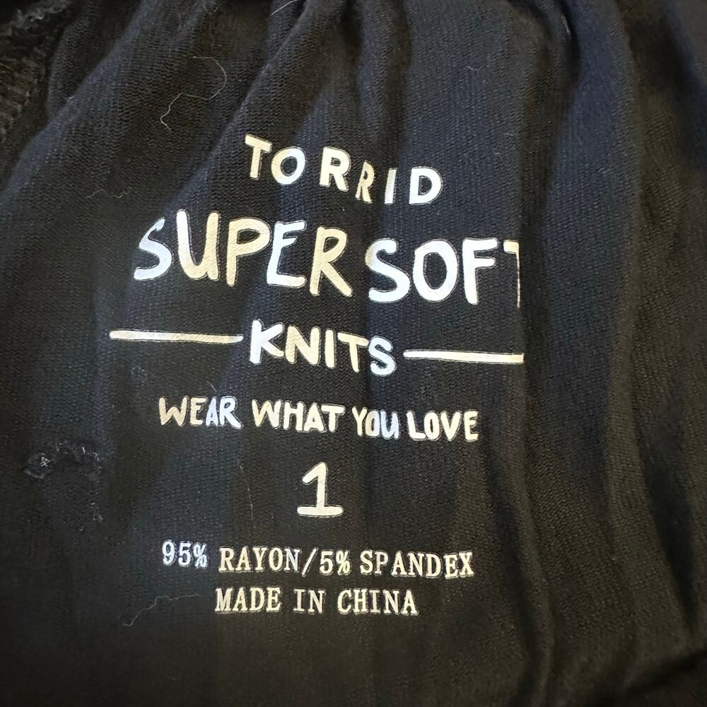 Womens Torrid Super Soft Knits Pull On Elastic Flowy Black Skirt Goth Grunge 1X - Picture 4 of 6